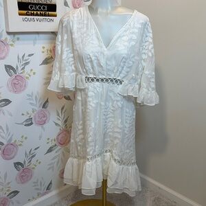 Lulu’s White Floral Flare Sleeve Dress